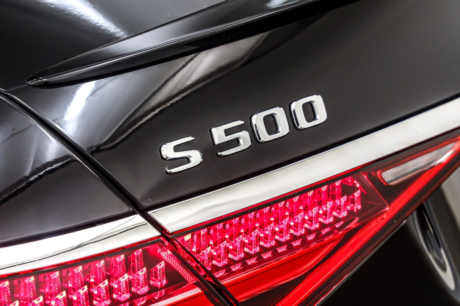 Certified 2023 Mercedes-Benz S 500 S 500 4MATIC Sedan image 11