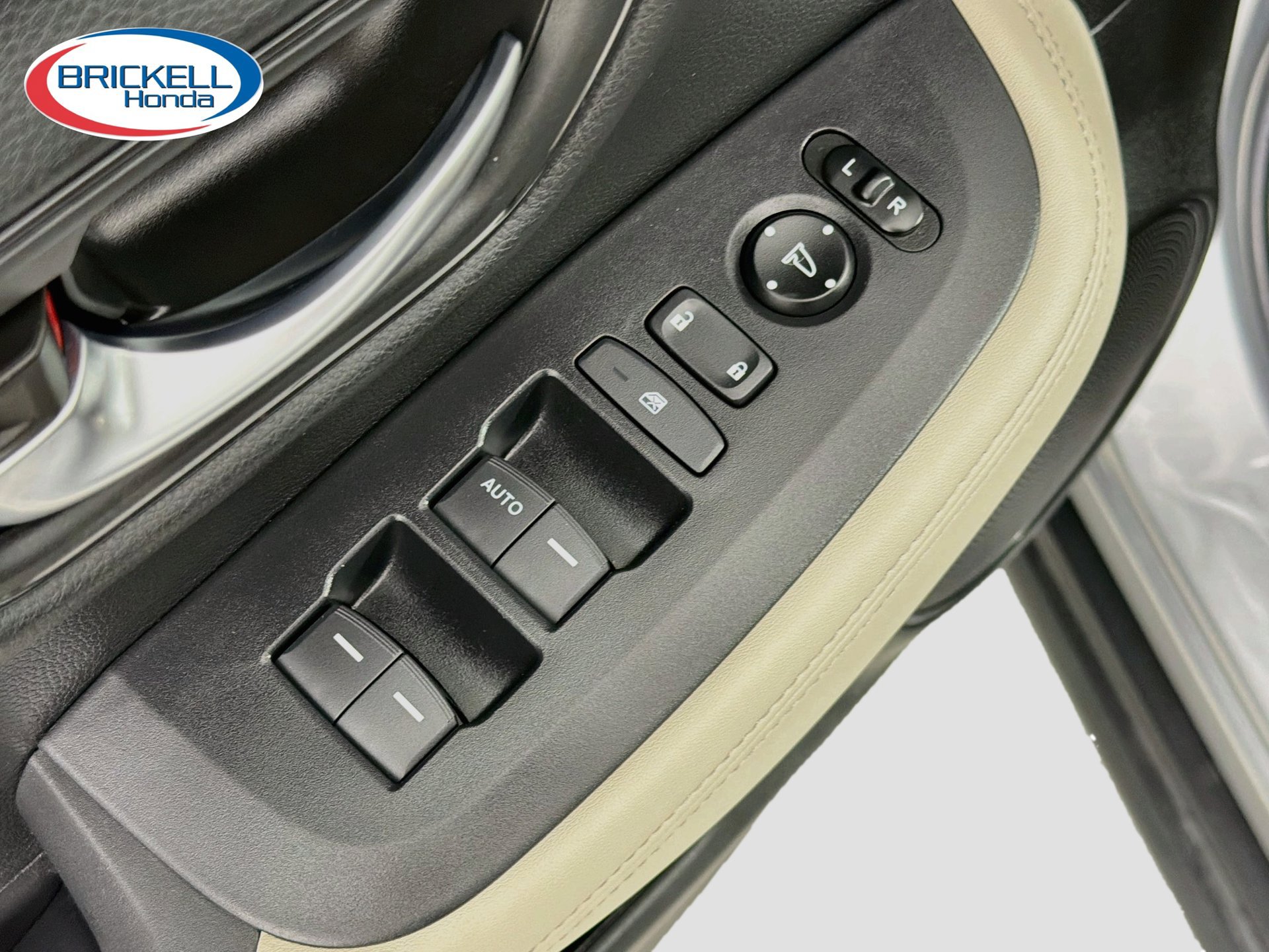 Used 2024 Honda HR-V LX image 21