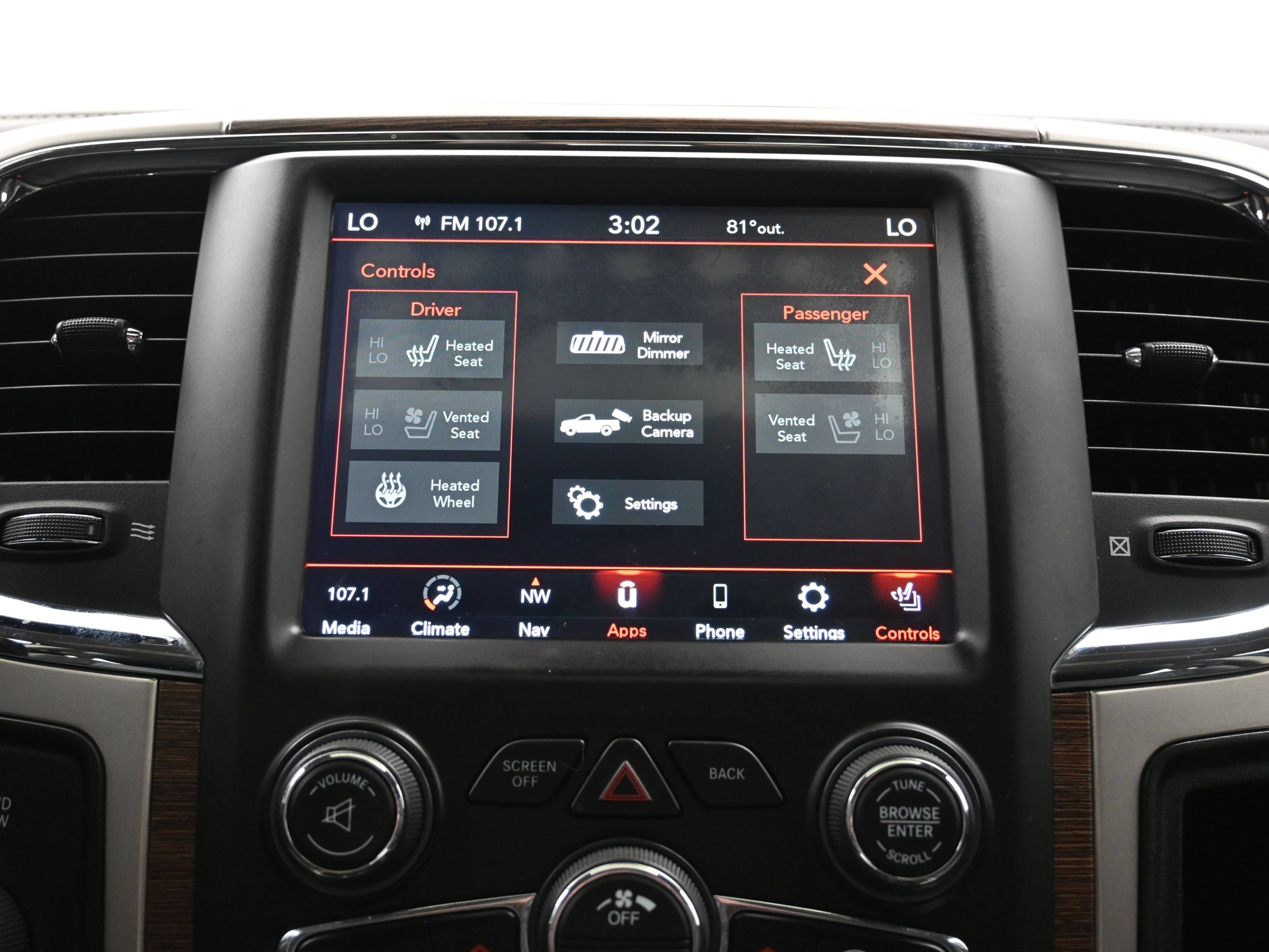 Used 2018 RAM 2500 Laramie w/ Off Road Package AWD/4WD image 35