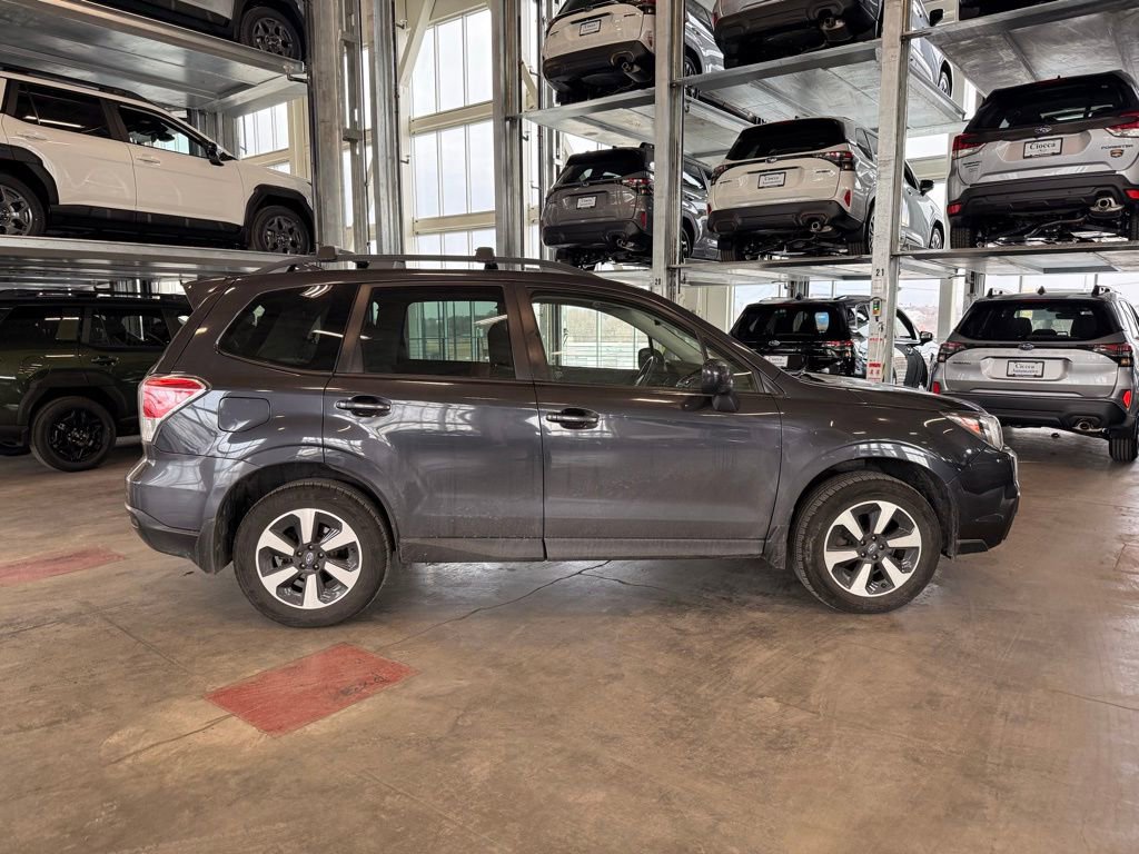 Used 2018 Subaru Forester 2.5i Premium image 2