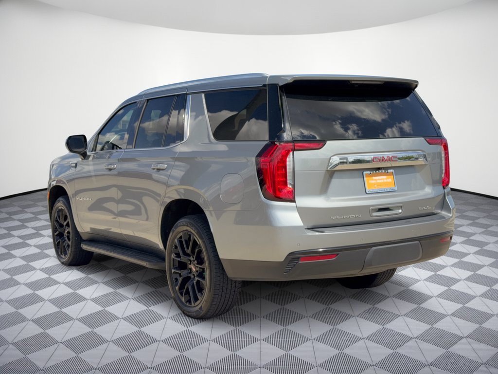 Used 2023 GMC Yukon SLE RWD image 3