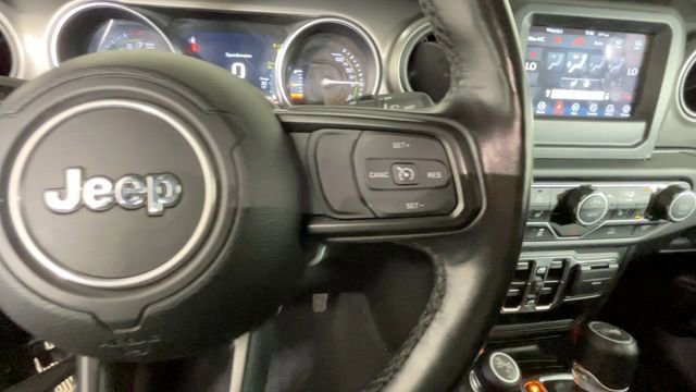 Used 2023 Jeep Wrangler Unlimited w/ Cold Weather Group AWD/4WD image 28