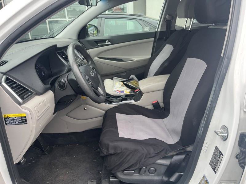 Used 2017 Hyundai Tucson SE image 12