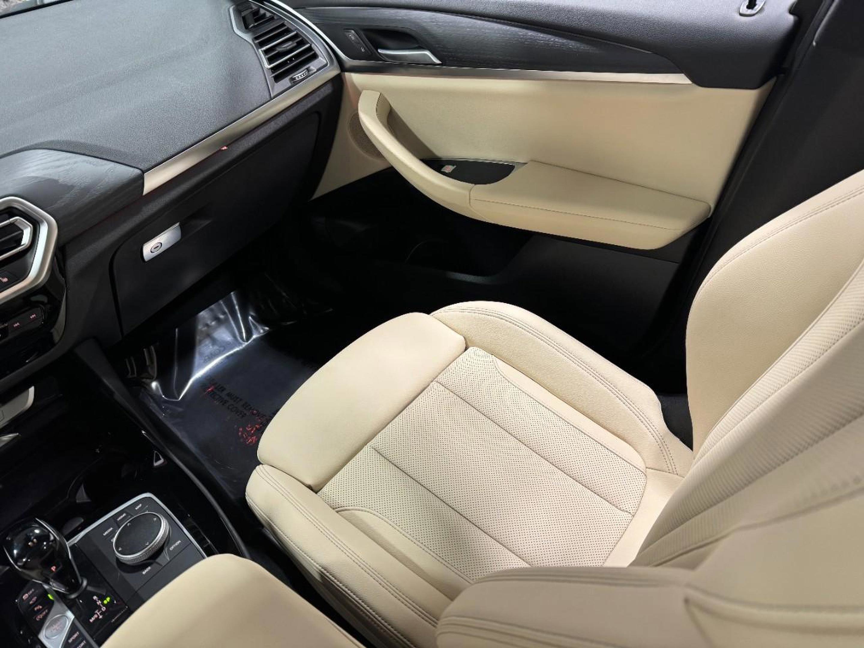 Used 2024 BMW X3 xDrive30i w/ Premium Package image 16