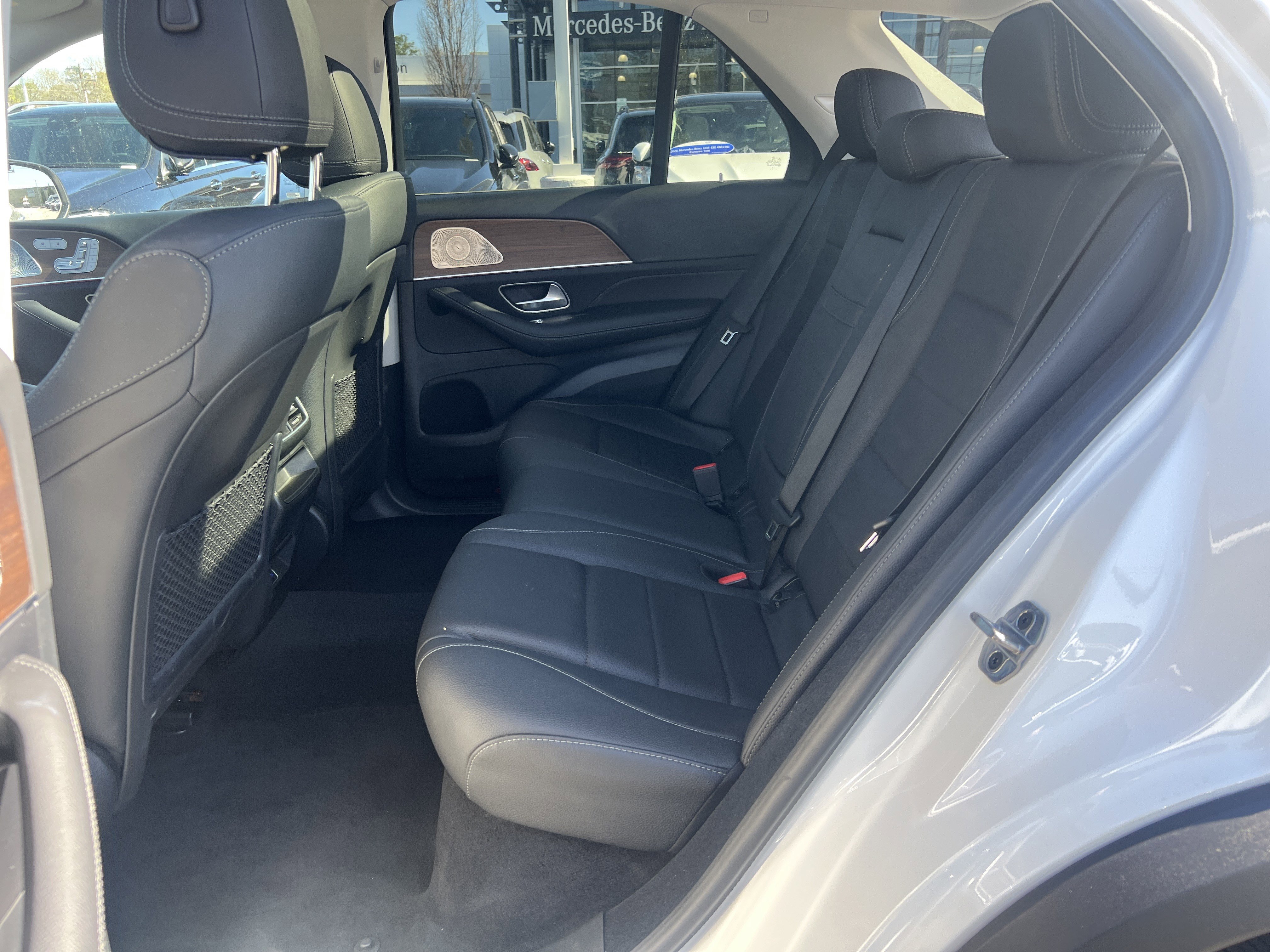 Used 2024 Mercedes-Benz GLE 350 4MATIC image 32