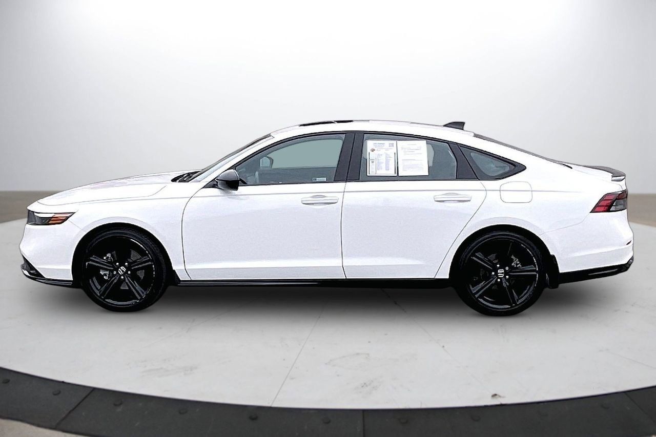 Used 2023 Honda Accord Sport image 6