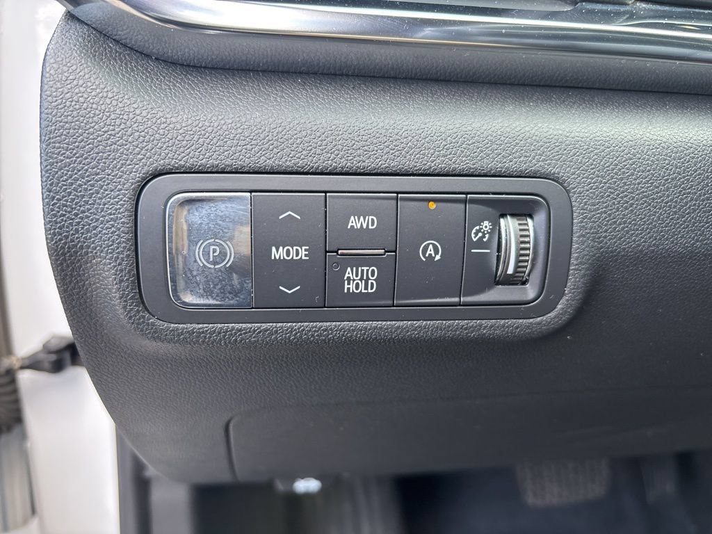 Used 2025 GMC Terrain Elevation AWD/4WD image 39