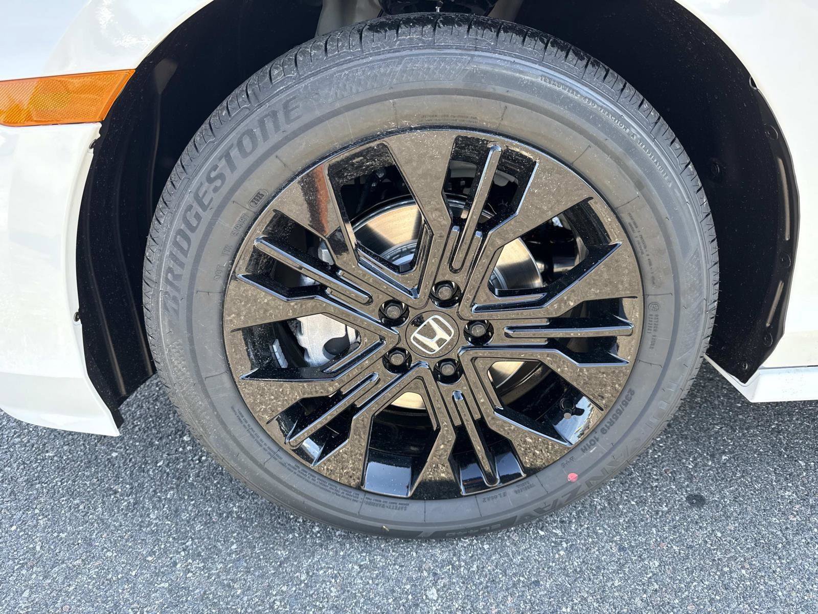 New 2026 Honda Odyssey Sport-L image 11