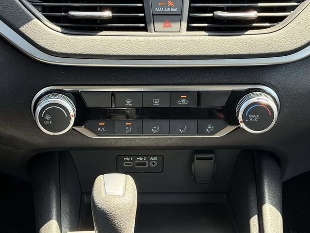 Used 2025 Nissan Altima 2.5 S FWD image 21