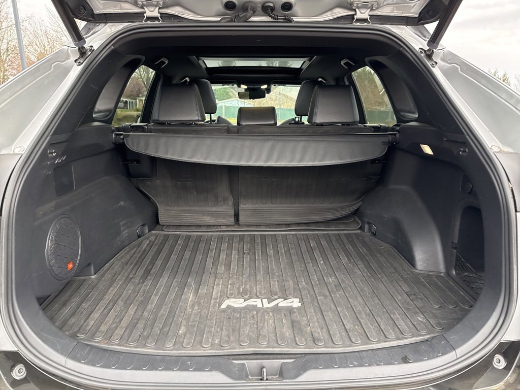 Used 2022 Toyota RAV4 XSE image 21