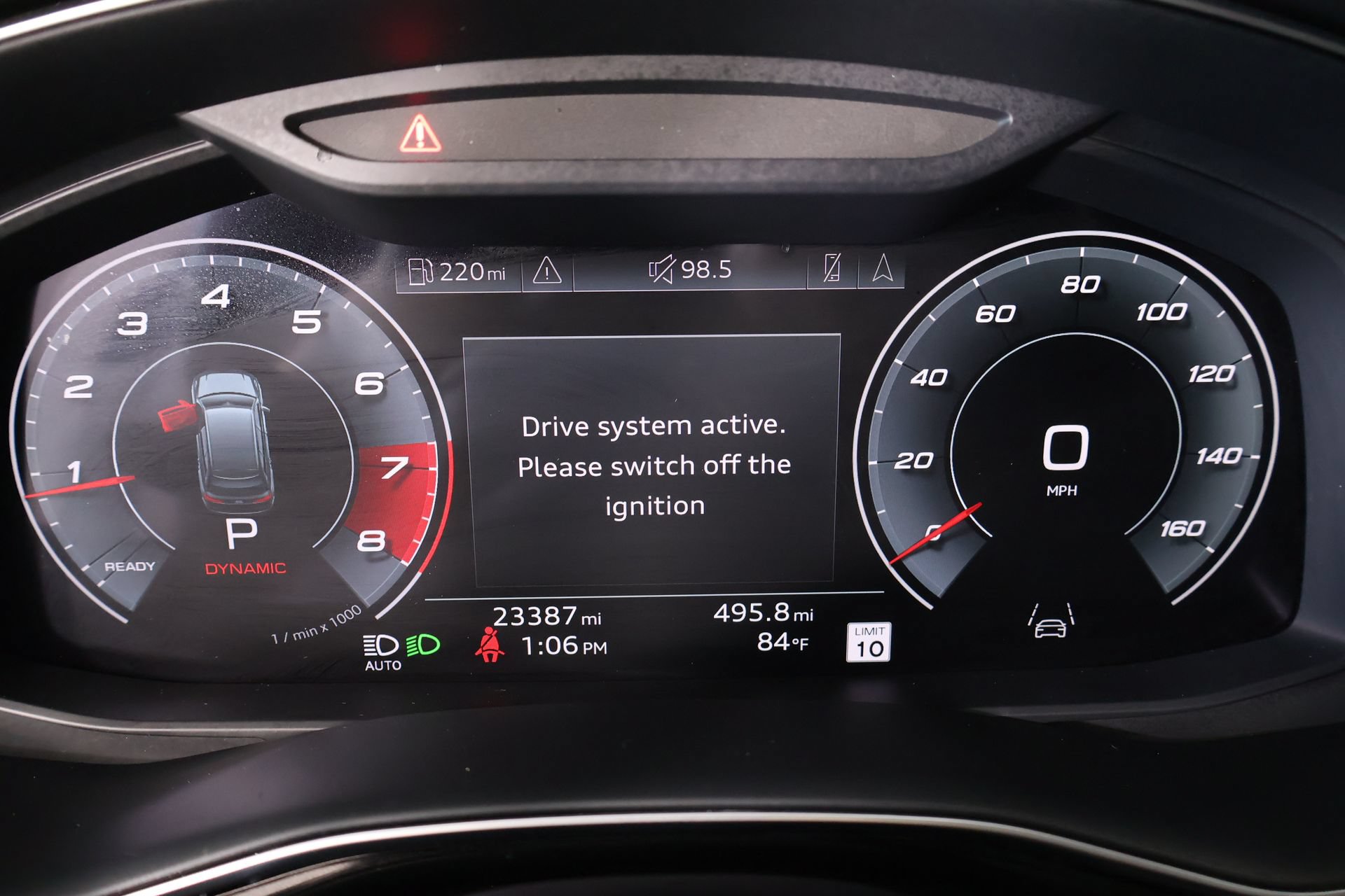 Used 2023 Audi SQ7 Prestige AWD/4WD image 4