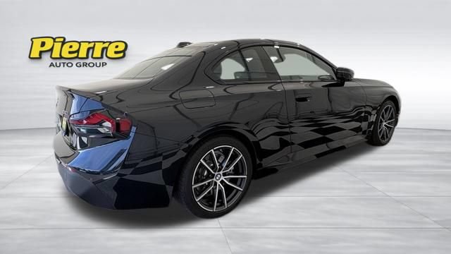 Used 2024 BMW 230i xDrive Coupe AWD/4WD image 5