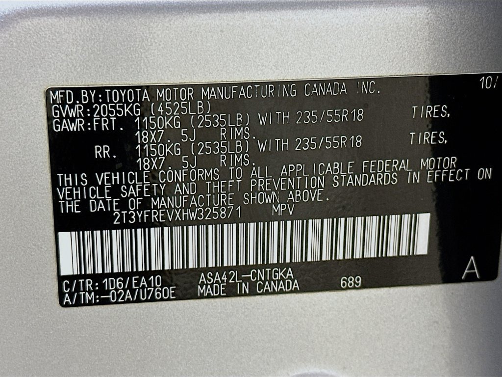 Used 2017 Toyota RAV4 Platinum FWD image 40