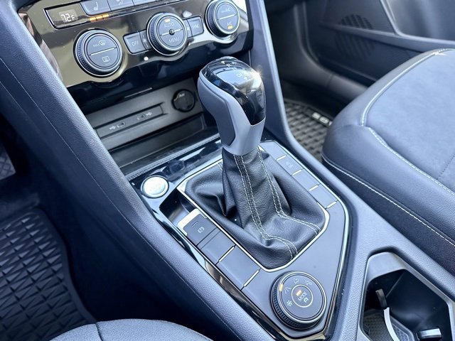 New 2024 Volkswagen Taos SE image 23