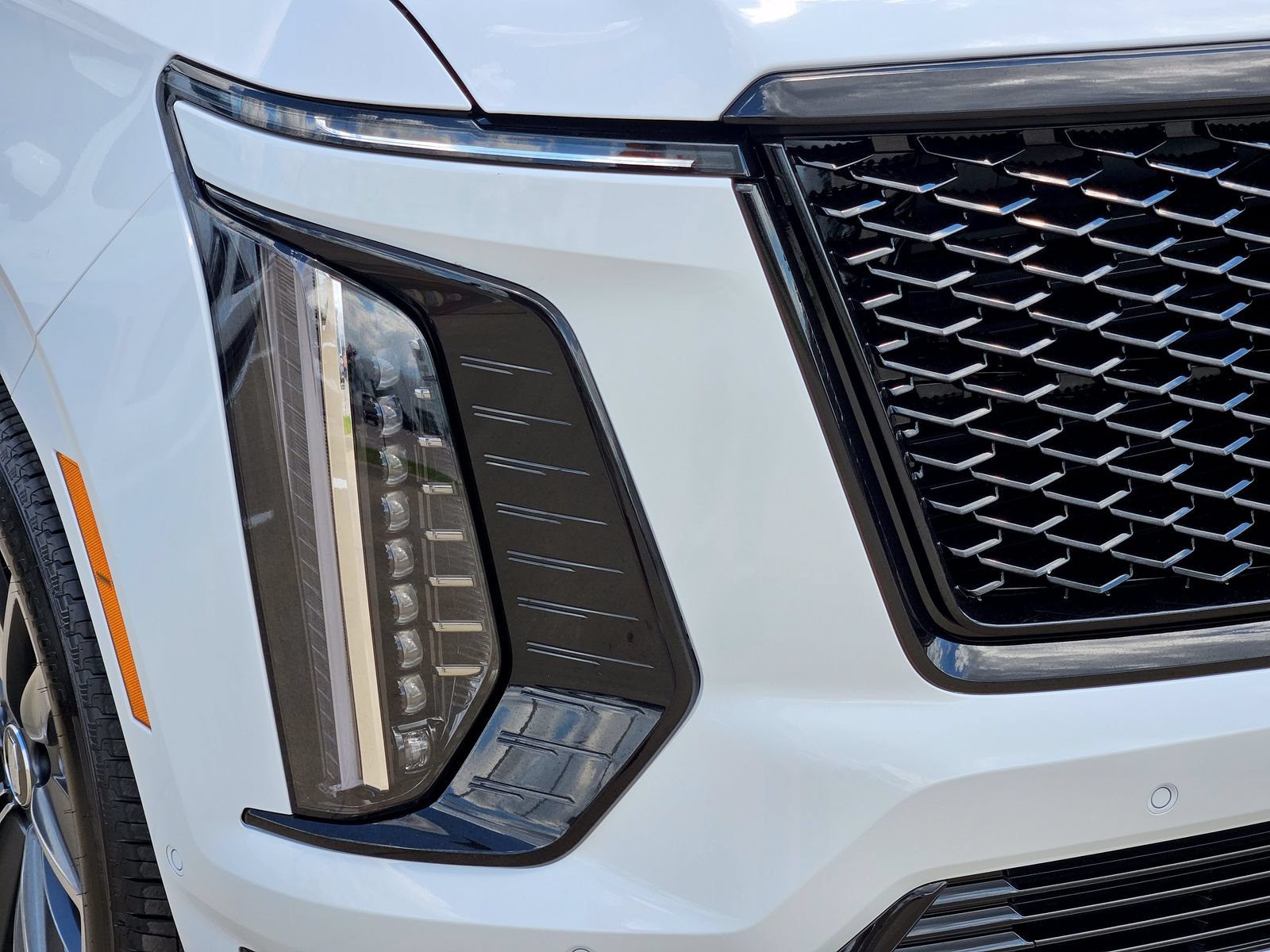 New 2026 Cadillac Escalade Sport w/ Touring Package AWD/4WD image 9