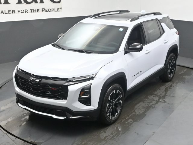 New 2027 Chevrolet Equinox RS w/ Safety and Technology Package FWD image 23