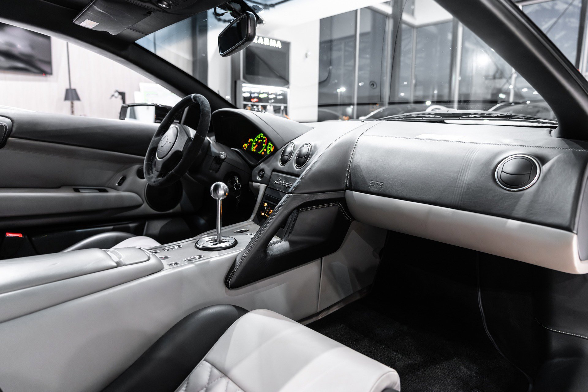 Used 2005 Lamborghini Murcielago Coupe image 23