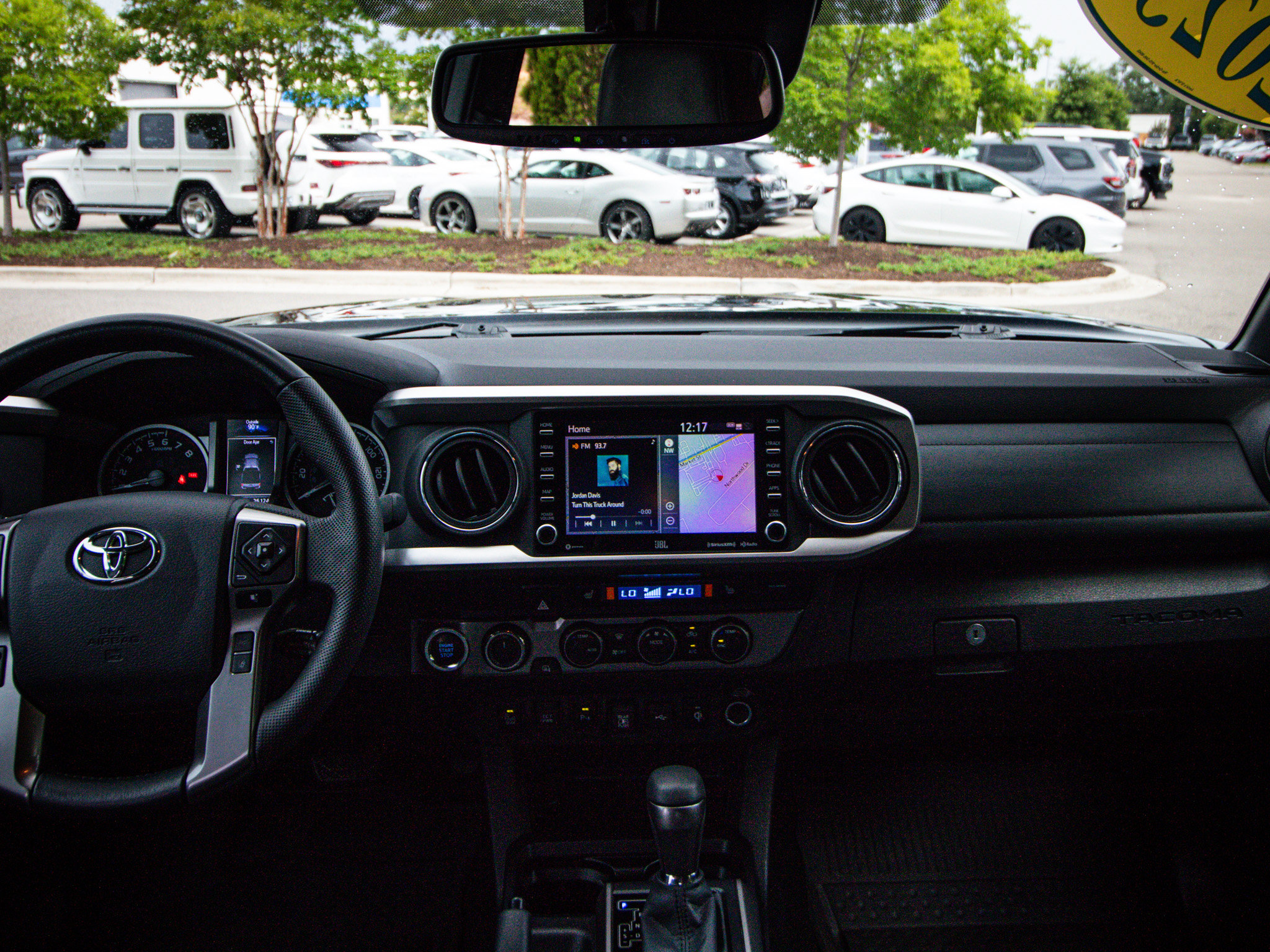 Used 2023 Toyota Tacoma Limited AWD/4WD image 30