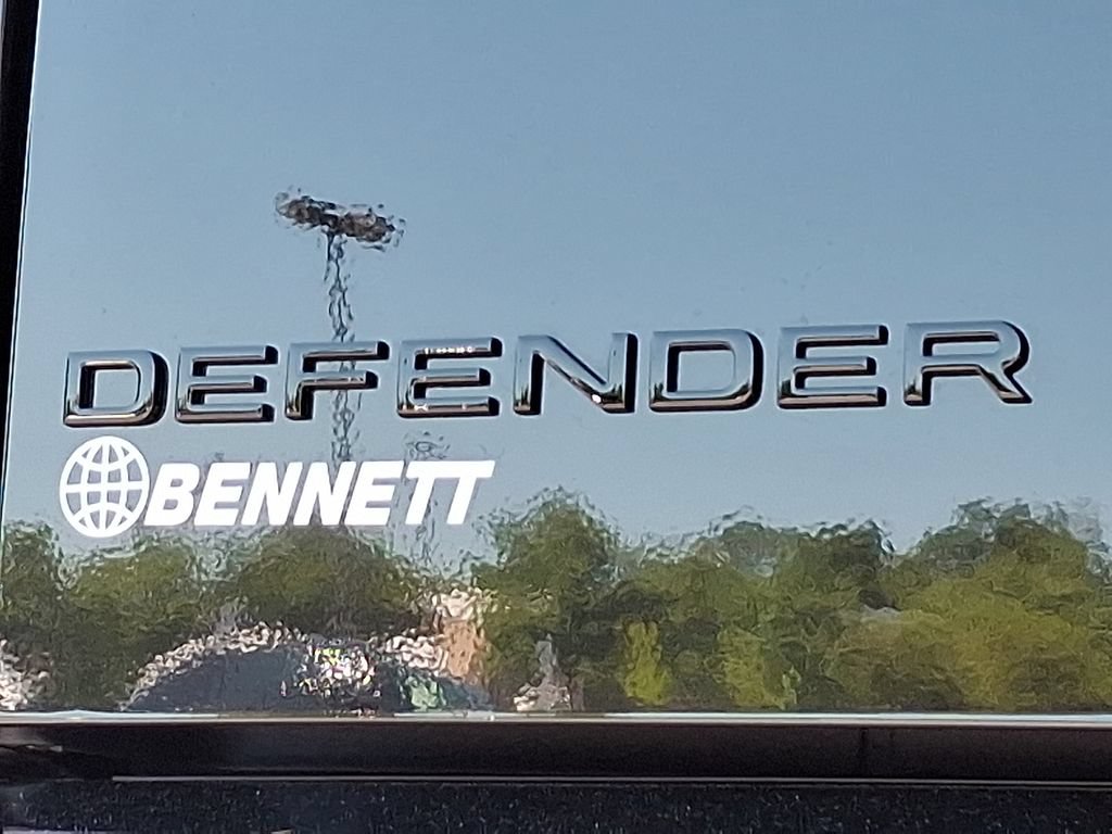 New 2026 Land Rover Defender 110 X-Dynamic SE AWD/4WD image 20
