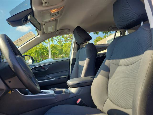 Used 2019 Toyota RAV4 LE image 53