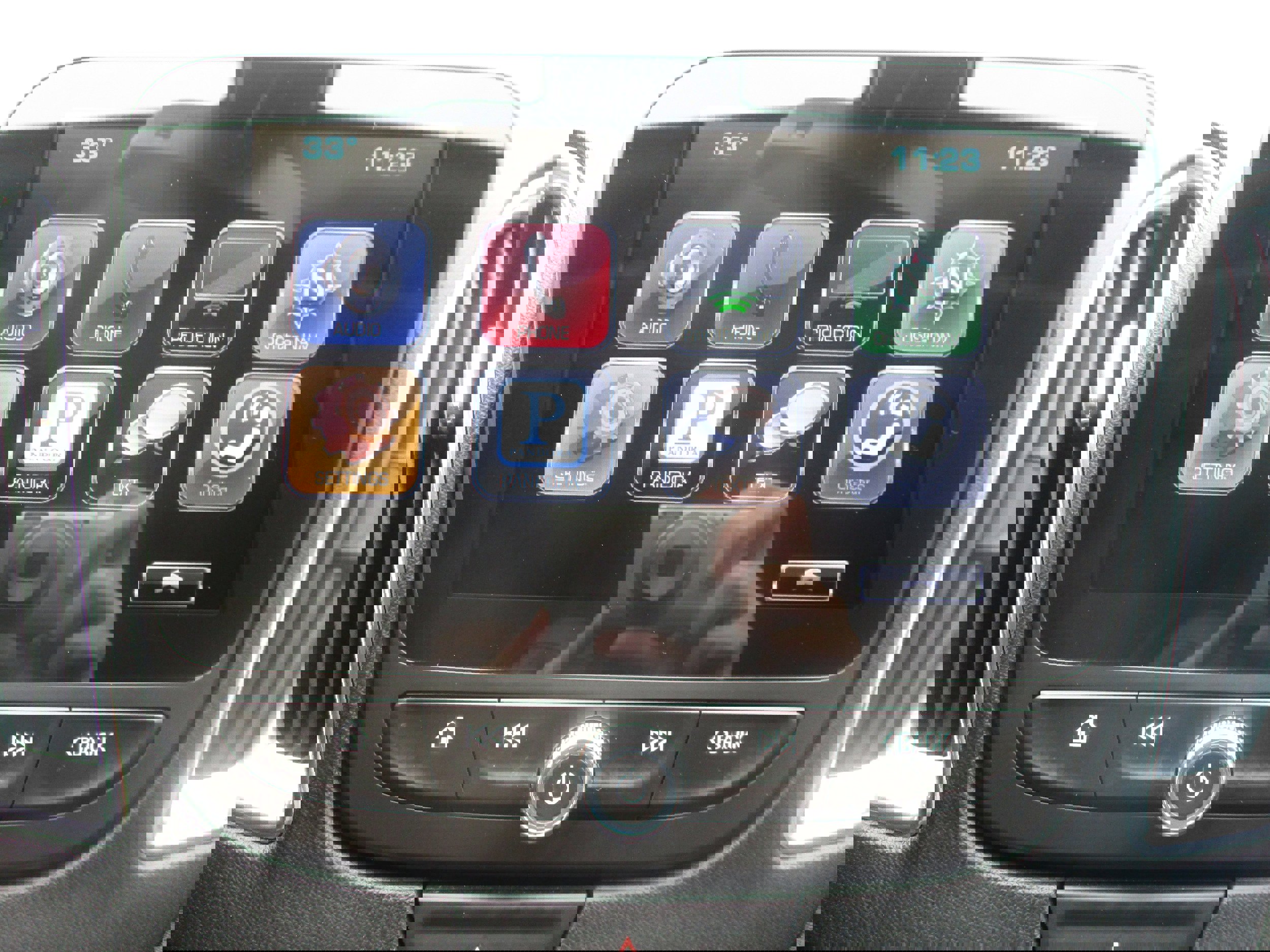 Used 2016 Chevrolet Malibu LT image 17