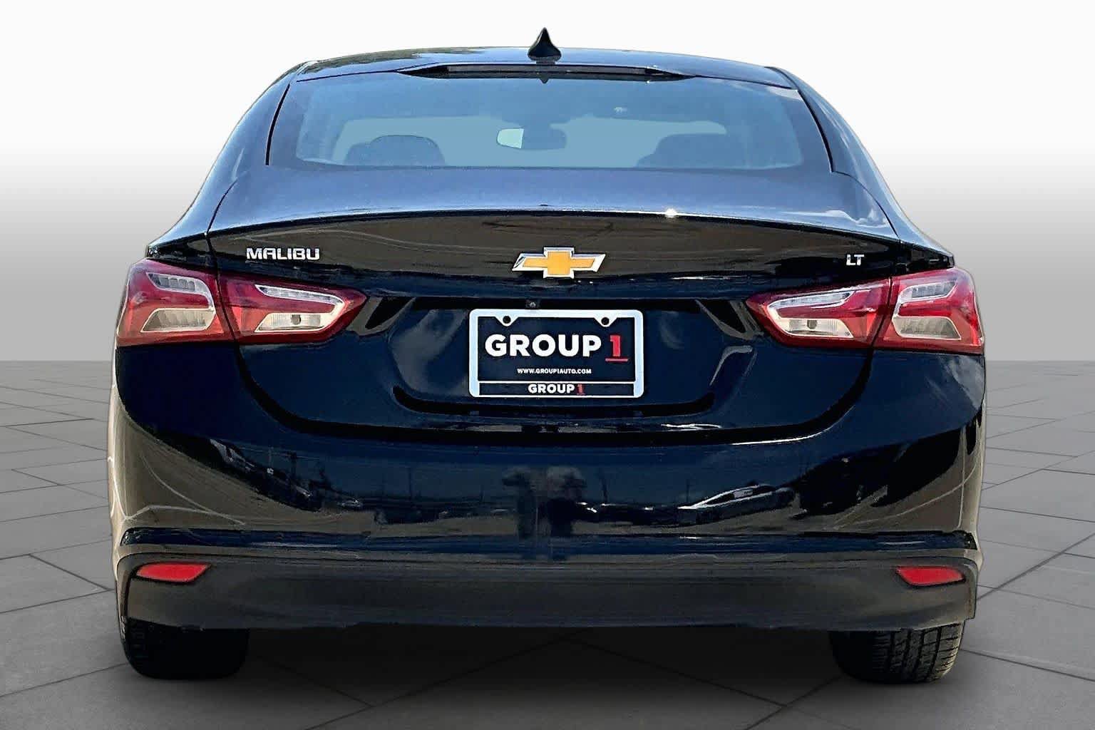 Used 2021 Chevrolet Malibu LT FWD image 5