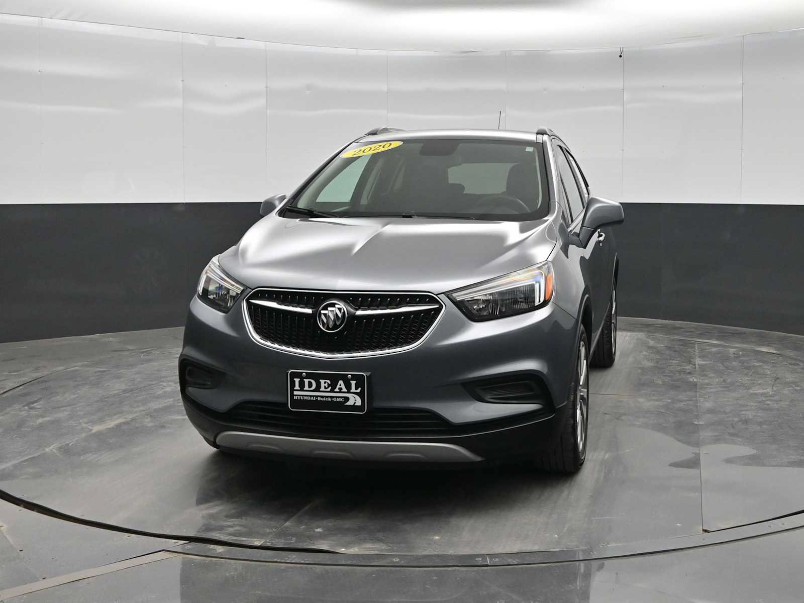 Used 2020 Buick Encore Preferred FWD image 3
