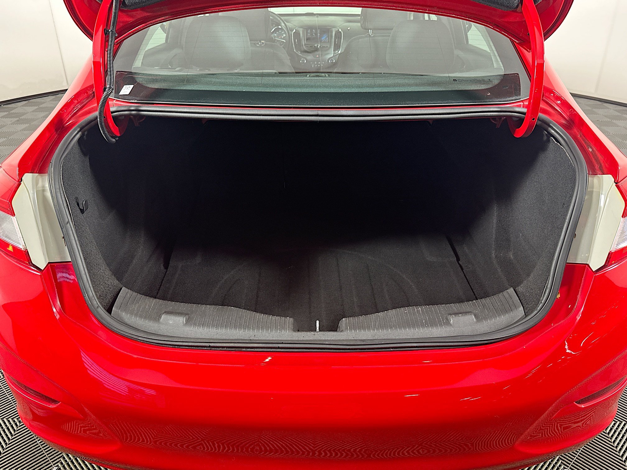 Used 2016 Chevrolet Cruze LT FWD image 26