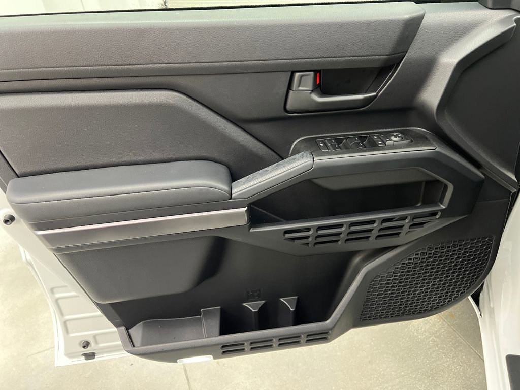 Used 2025 Toyota 4Runner SR5 image 11