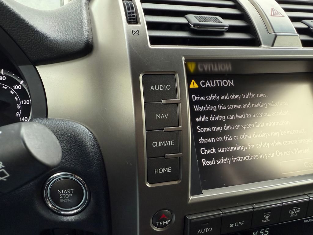 Used 2020 Lexus GX 460 Premium w/ Premium Package image 39