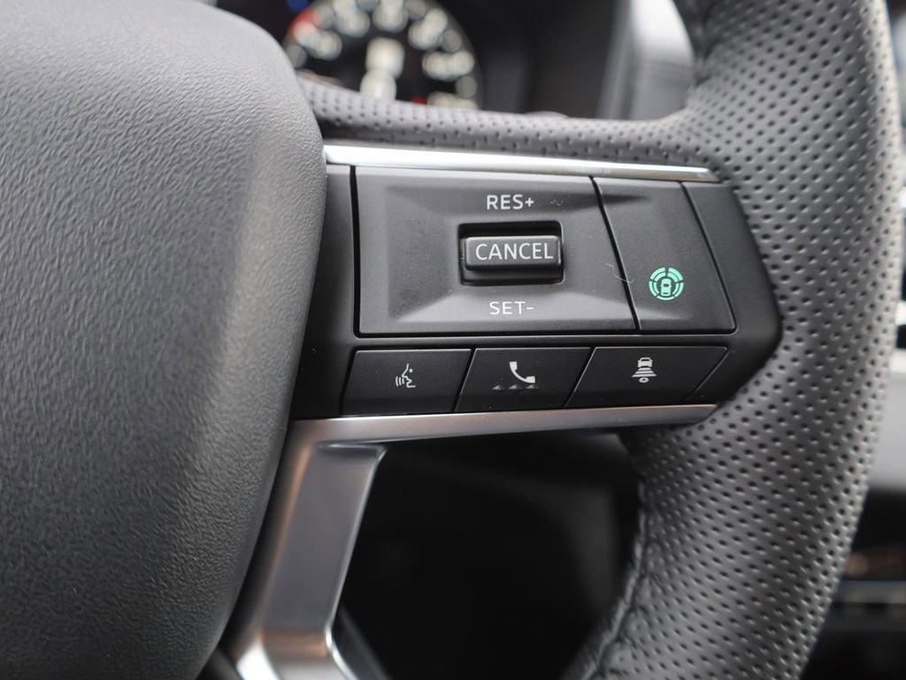 New 2025 Mitsubishi Outlander SE image 42