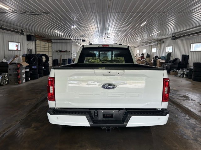 Used 2022 Ford F150 XLT w/ Equipment Group 302A High image 4