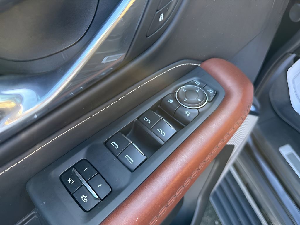 Used 2024 GMC Yukon Denali Ultimate image 24