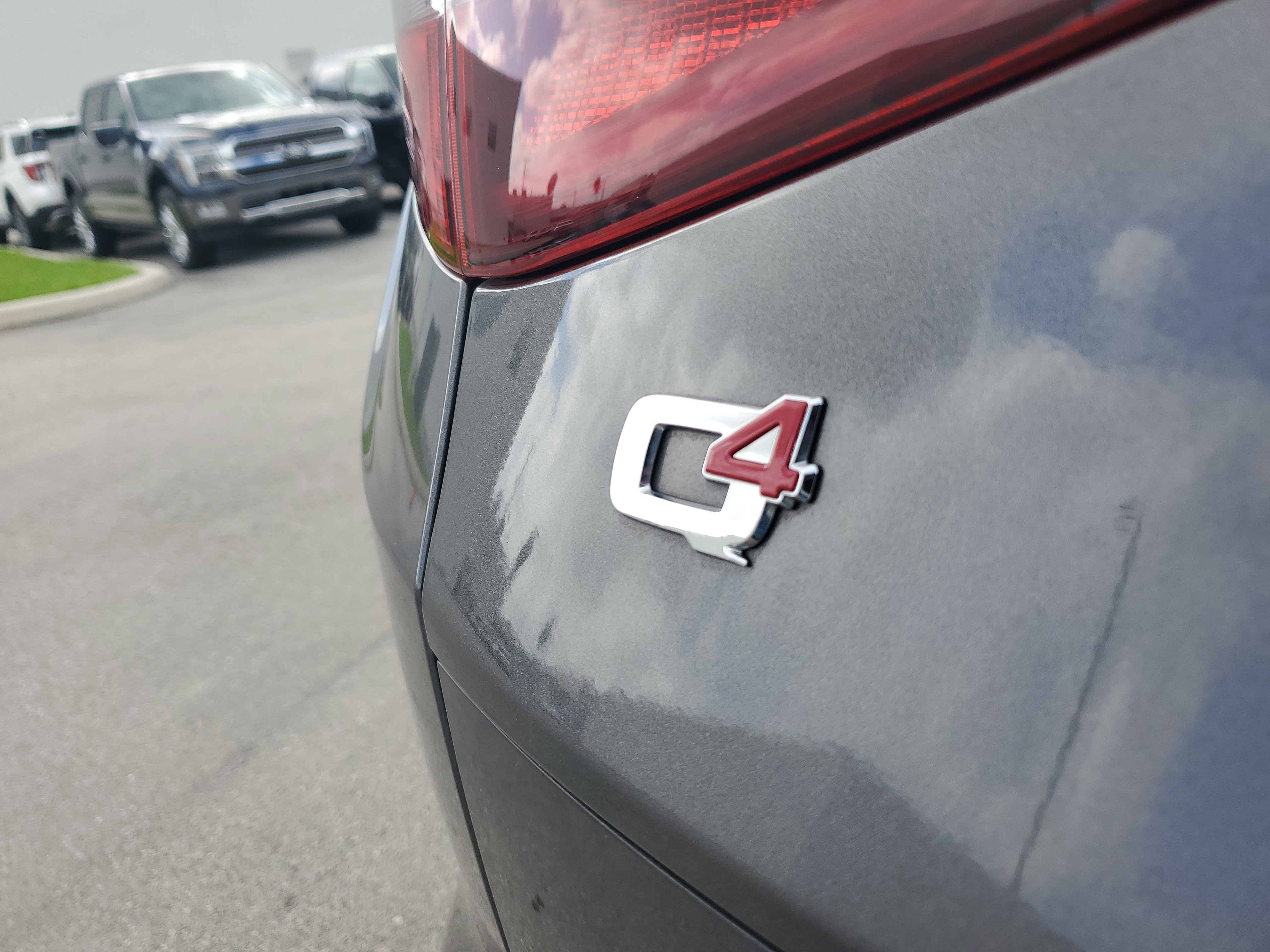 Used 2022 Alfa Romeo Stelvio Sprint image 32