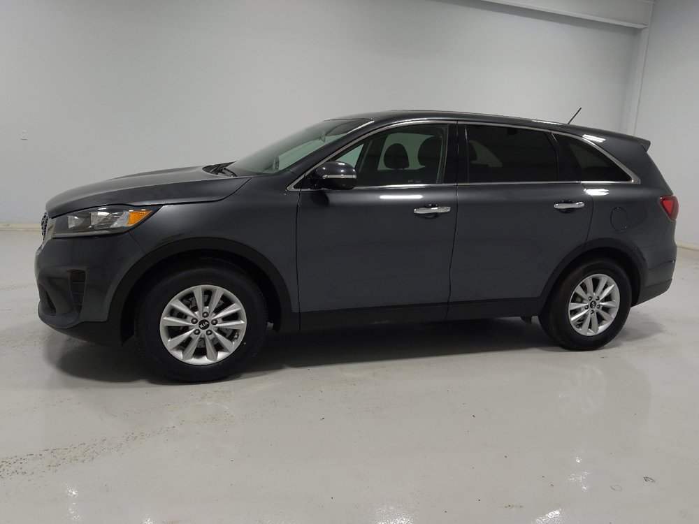 Used 2020 Kia Sorento LX FWD image 2