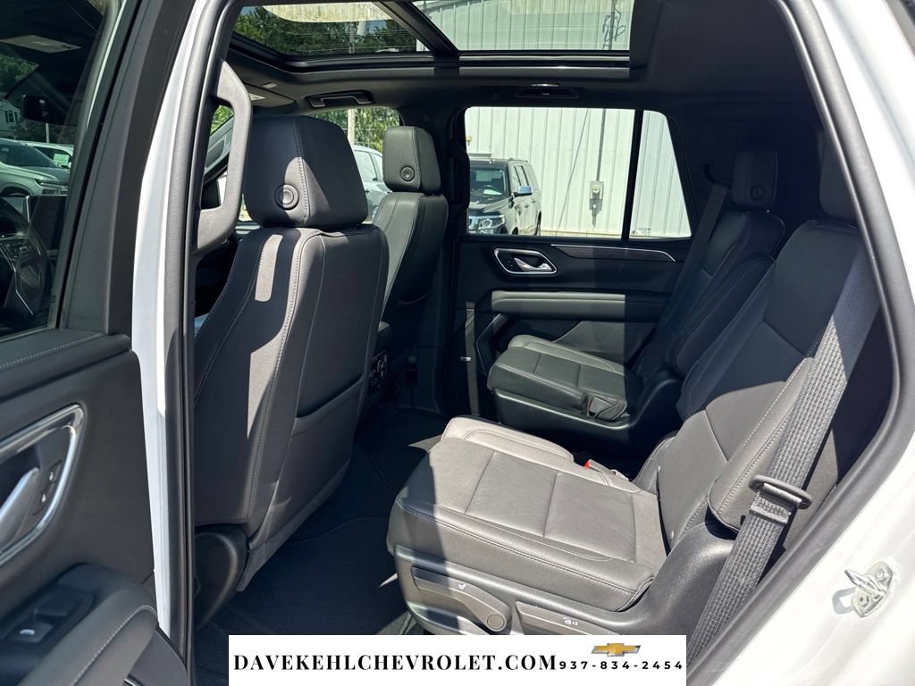 Used 2023 Chevrolet Tahoe Z71 w/ Luxury Package AWD/4WD image 24