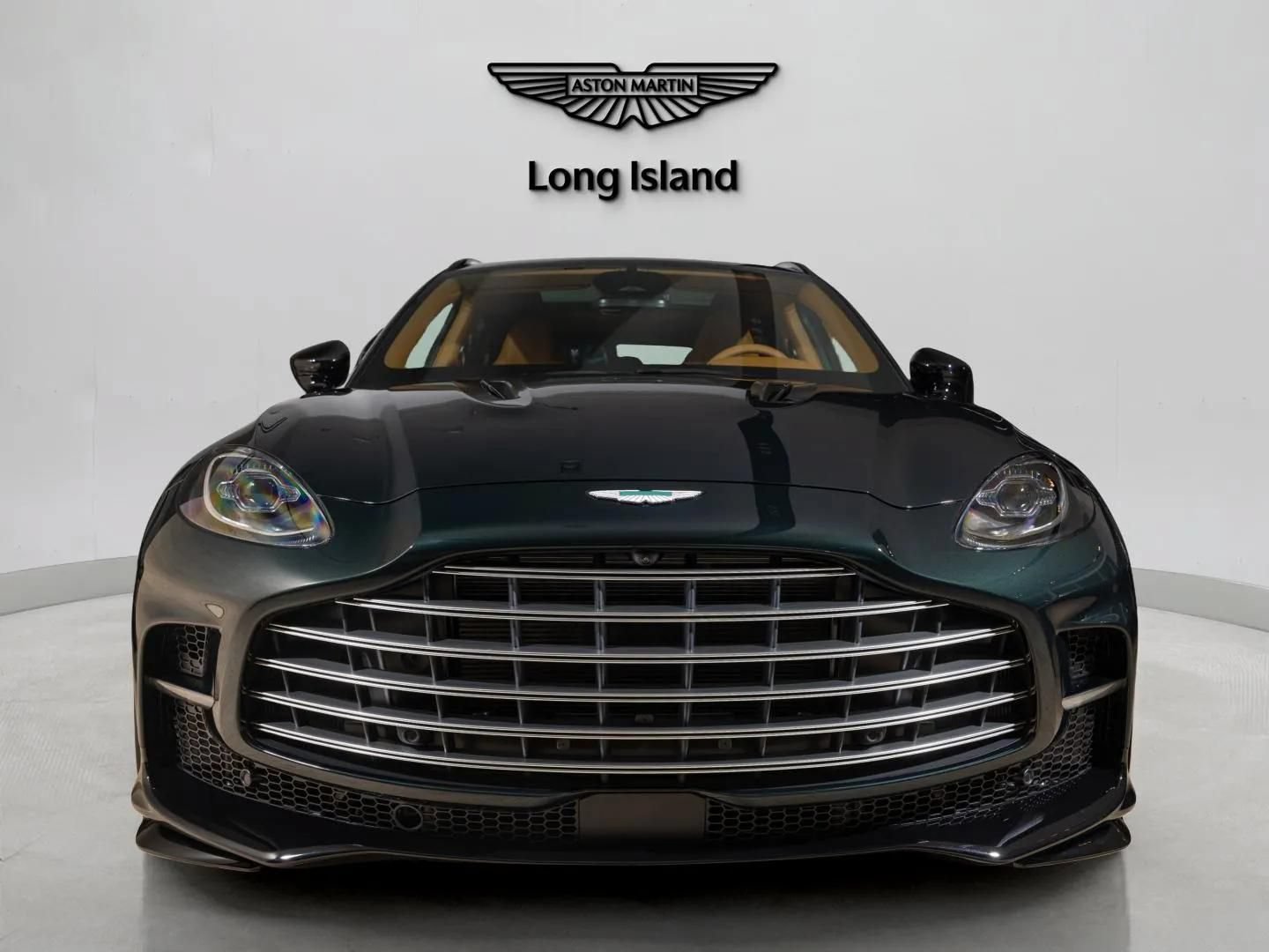 New 2026 Aston Martin DBX 707 AWD/4WD image 2