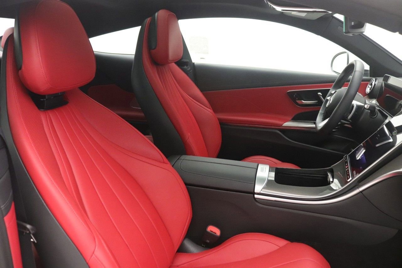 Certified 2026 Mercedes-Benz CLE 300 4MATIC Coupe image 30