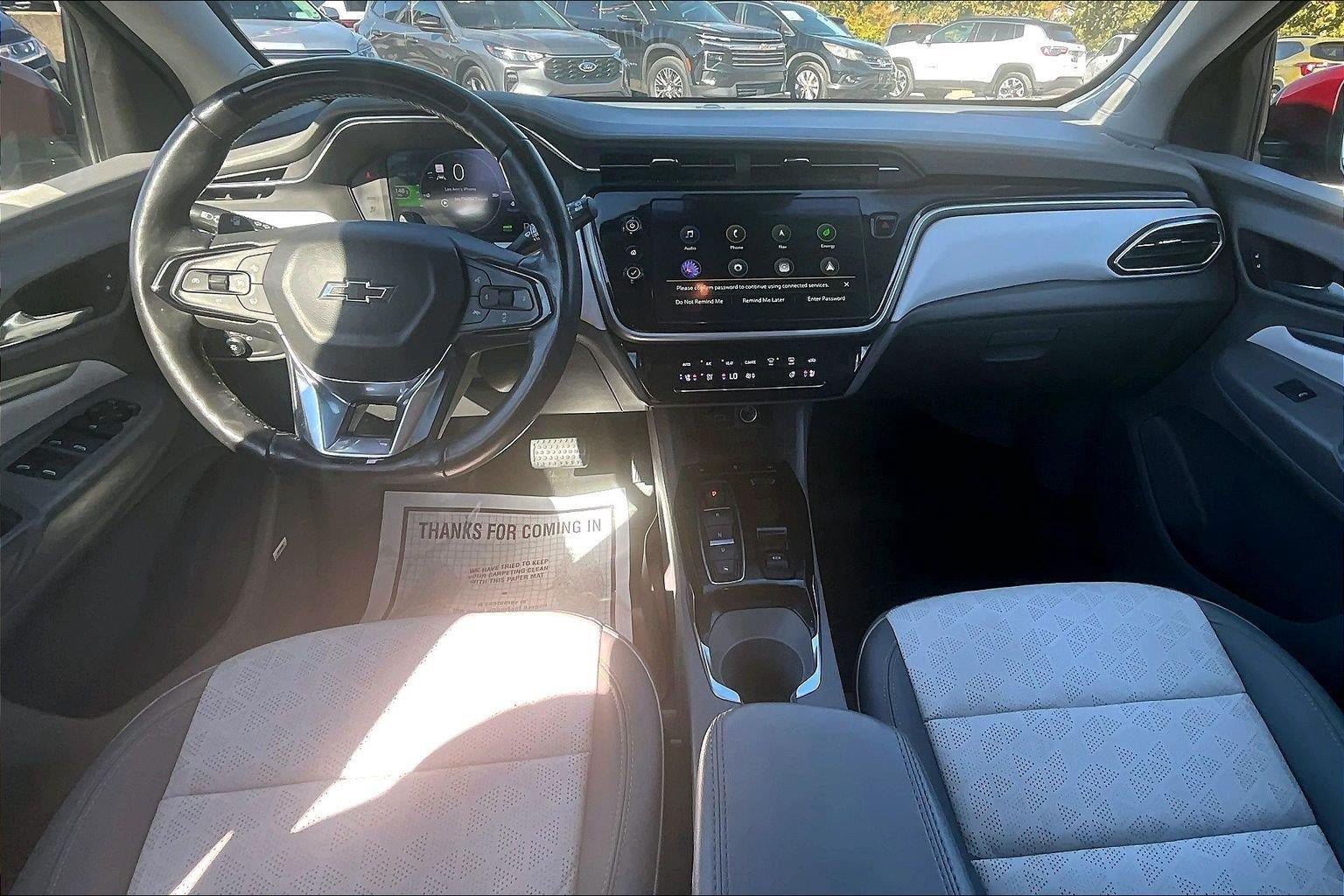 Used 2023 Chevrolet Bolt EUV Premier w/ Sun & Sound Package FWD image 13