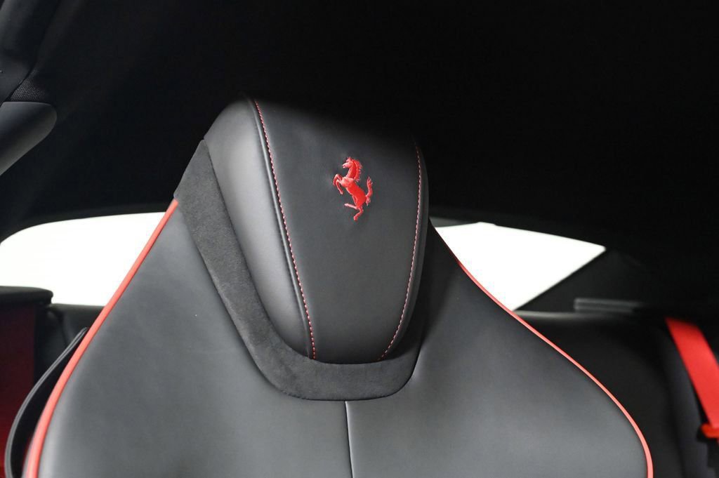 Used 2022 Ferrari Roma RWD image 24