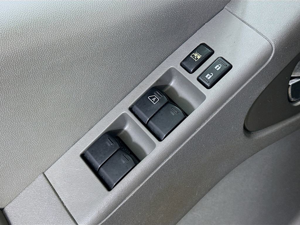 Used 2017 Nissan Frontier SV image 15