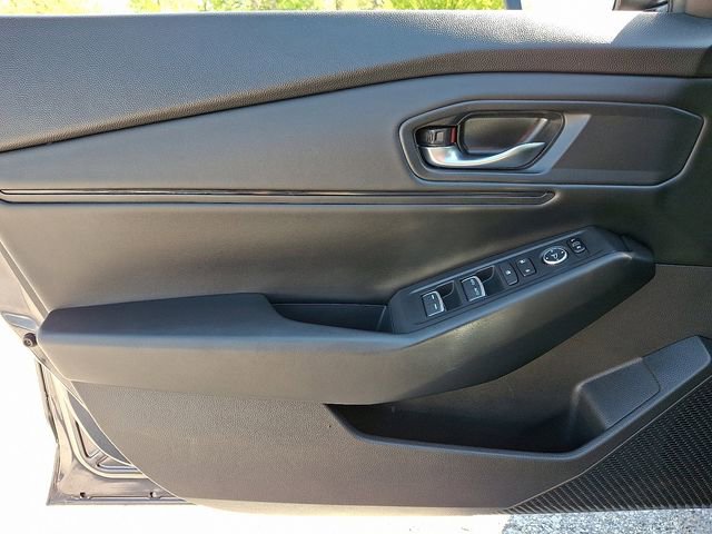 Used 2023 Honda Accord EX image 12