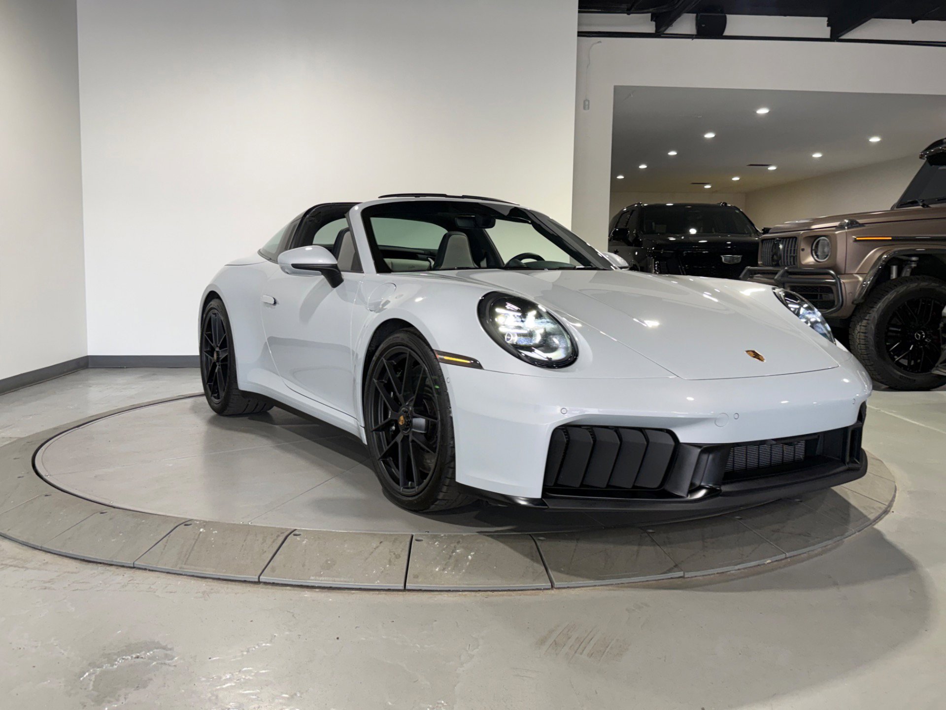 Used 2026 Porsche 911 Targa 4 GTS AWD/4WD image 18