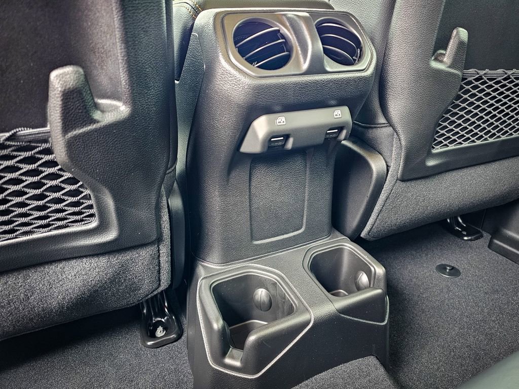 New 2026 Jeep Gladiator Sahara image 33