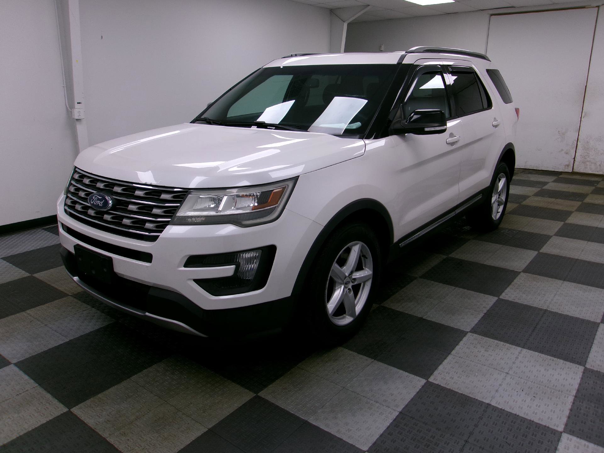 Used 2016 Ford Explorer XLT w/ Equipment Group 201A