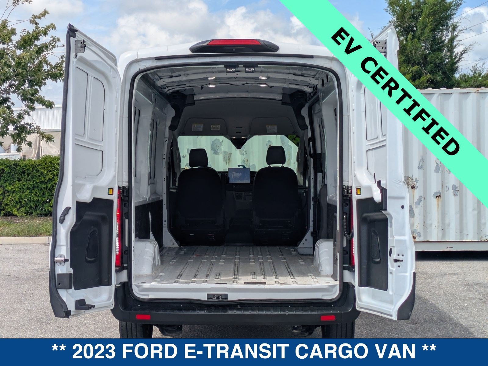 Certified 2023 Ford E-Transit Medium Roof RWD image 14