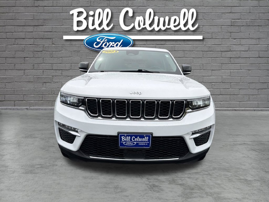 Used 2023 Jeep Grand Cherokee Limited w/ MOPAR Finishing Package AWD/4WD image 10