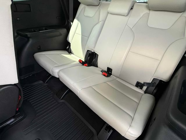 Used 2022 Kia Telluride EX w/ Towing Package FWD image 21