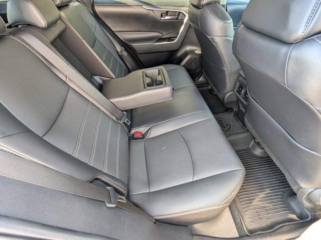 Used 2022 Toyota RAV4 XLE Premium FWD image 14