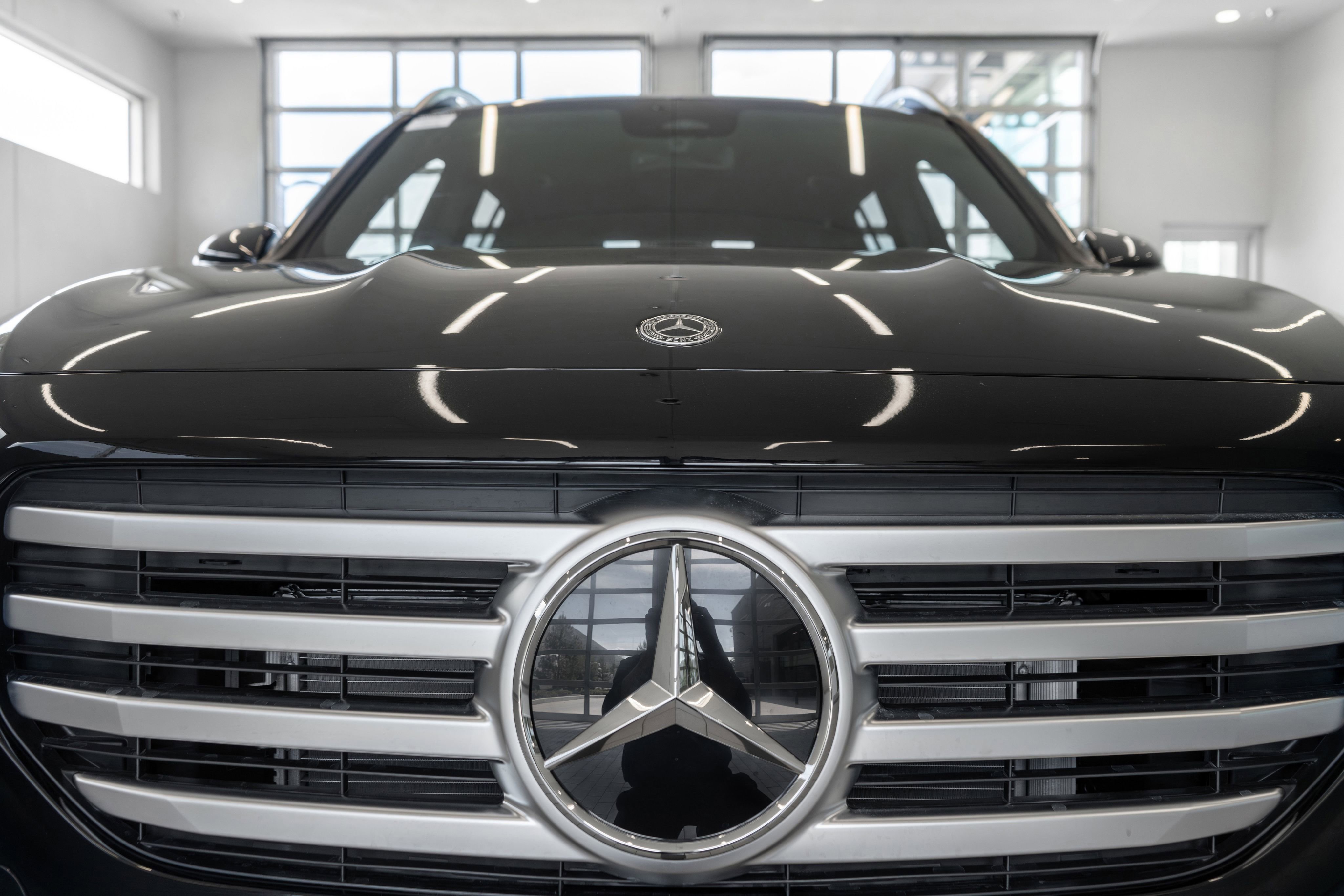 Used 2024 Mercedes-Benz GLB 250 w/ Exclusive Package image 22